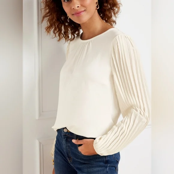 NWT Talbots Elegant Cream Pleated Sleeve Top Sz PXL - Picture 2 of 16